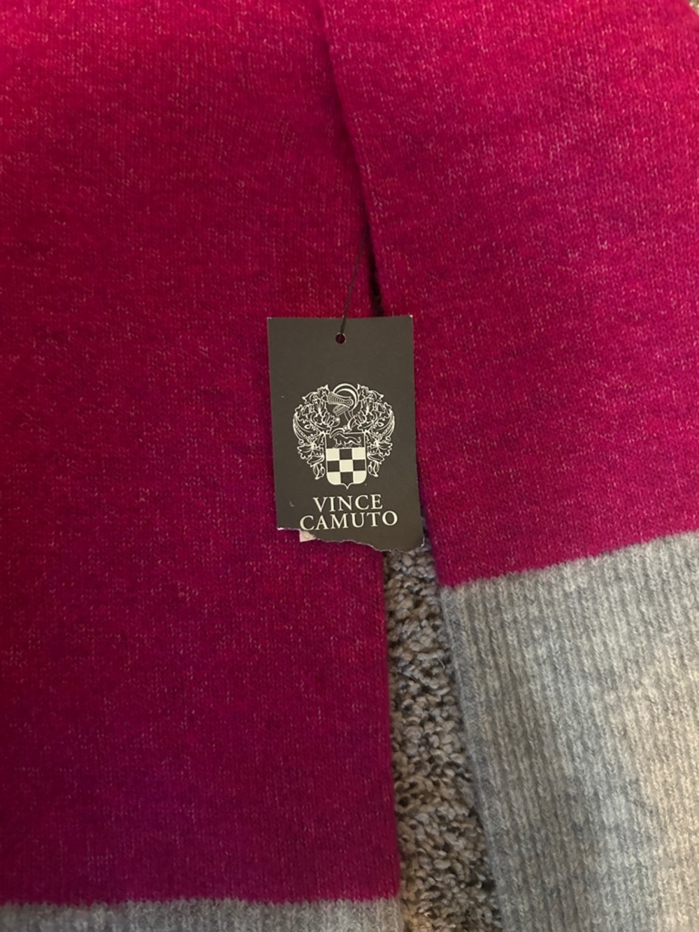 Colorblock Crewneck Sweater - Pink & Gray - Picture 3 of 5